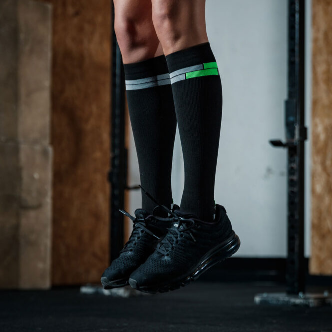 relaxsan-compression-sport-socks-800_BL-VER-FL